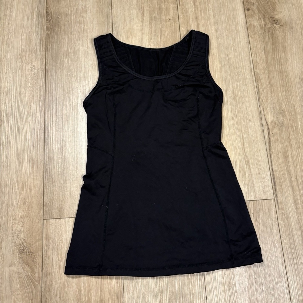 Lululemon Black Muscle Tank Top Womens 4-6 Sleeveless Athletic No Tag No Sz Dot
